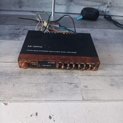XR-700WD 7 Band High Powered Equalizer with Amplifier,
