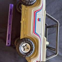 Binge 1970’s Metal Tonka Truck