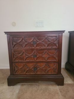 Wood 3-Drawer Chest with Carved facing