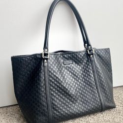 Original Gucci brand bag..
