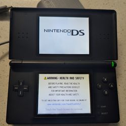 Nintendo DS Lite