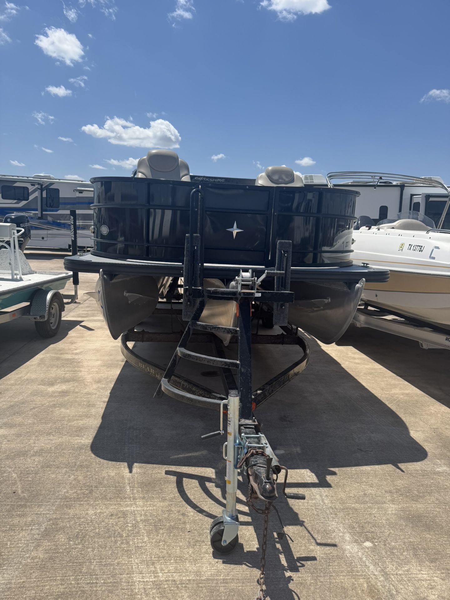 2017 Berkshire 23asts