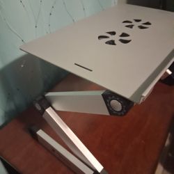 Foldable Laptop Stand