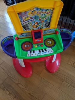 Learning desk and piano