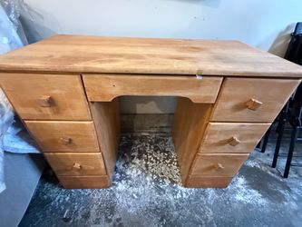 Solid Wood Kneehole Desk with 7 Drawers