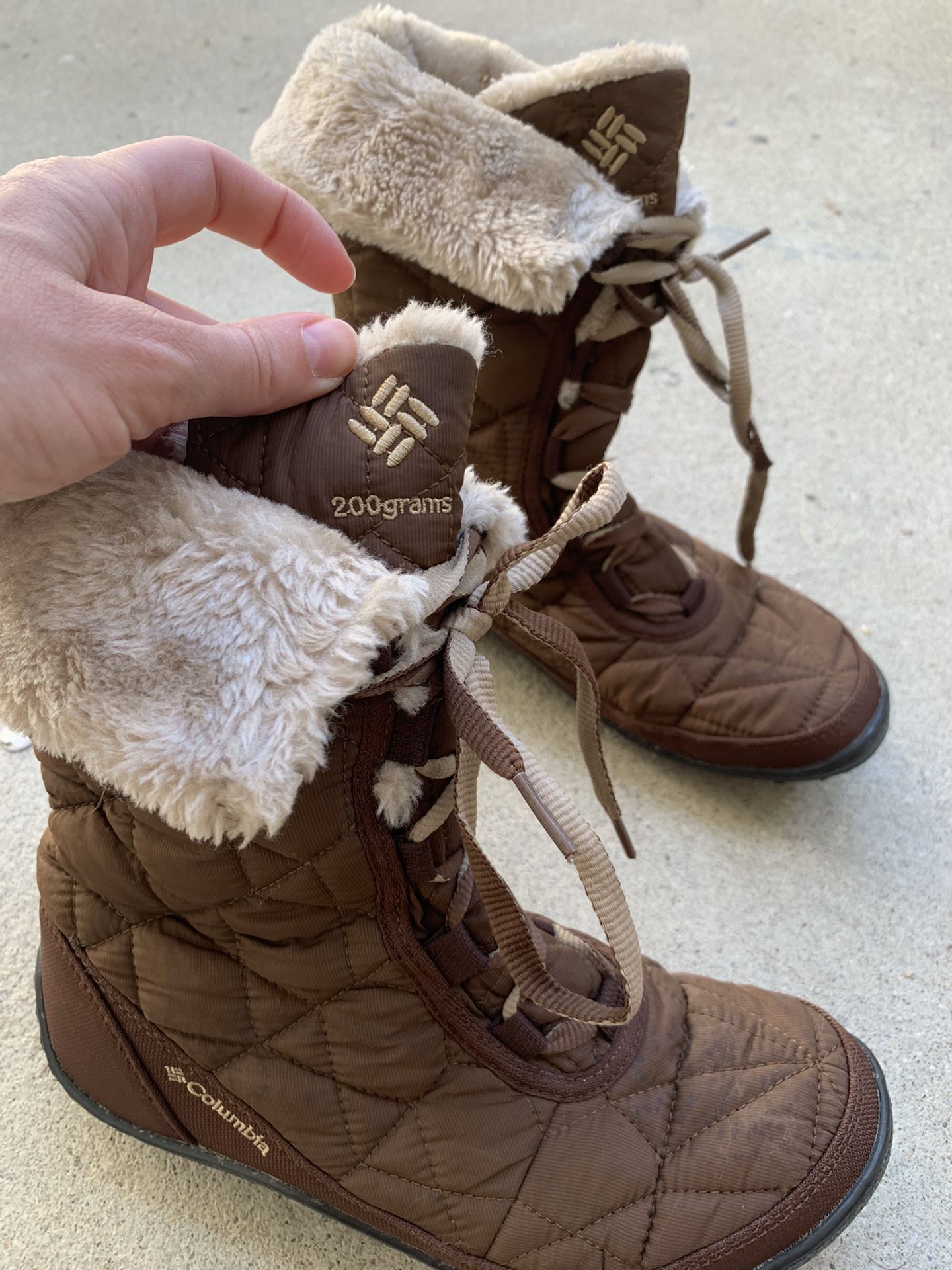 Columbia Snow Boots Brown Lightly Used (once In Snow) Size 8