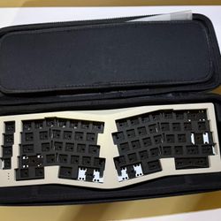Neo Ergo Keyboard, Hotswap PCB, Carbon Fiber Plate