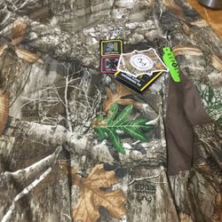 Realtree  Outter Wear