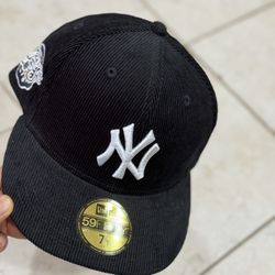 corduroy Yankees Fitted Hat Size 1/8