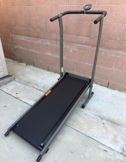 InMotion T900 Manual Treadmill