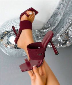 Sandal heels size 10 womens