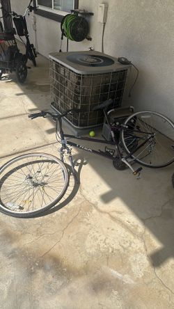 Trek Multitrack 700 Bike