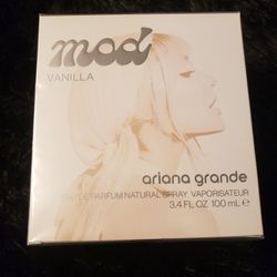 Ariana Grande Mod Vanilla Perfume 