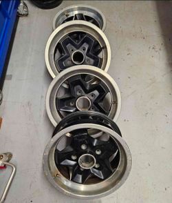 Porsche cookie cutter wheels