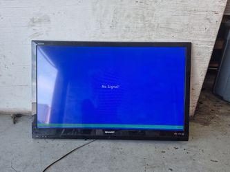 Sharp Aquos 39 inch LED.  LC-39LE 440U