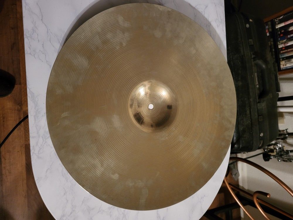 Vintage 1970s Ludwig Standard Paiste Cymbal, 18"