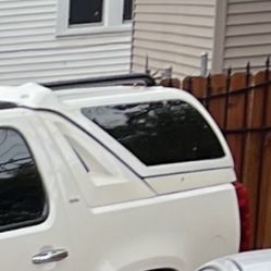 Chevrolet Avalanche  Custom Camper Shell