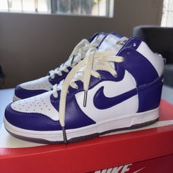 Women’s Nike Dunks