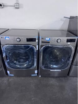 Brand New LG Front Load Washer & Gas Dryer Set Graphite Steel — Selling ASAP | 50% OFF