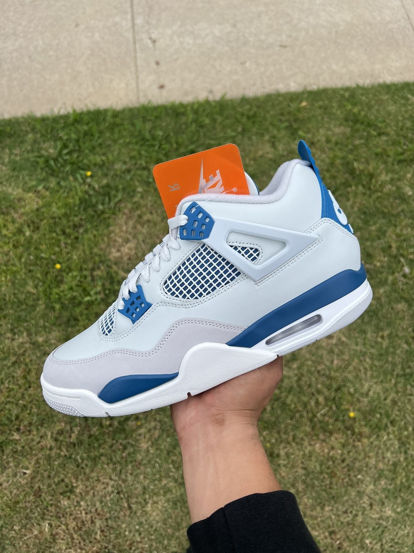 Air Jordan 4 “Military Blue” Sizes 11.5 & 13