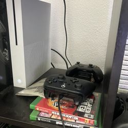Xbox One With GTA V And RDR2