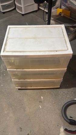 3 drawer wheels