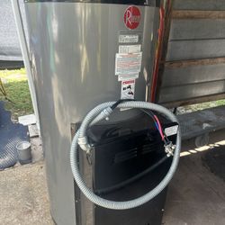 85 Gallons Water Heater Rheem Commerical
