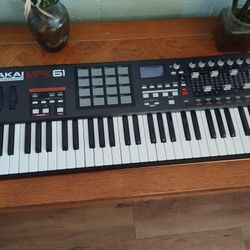 Electronic Piano AKIA MPK 61