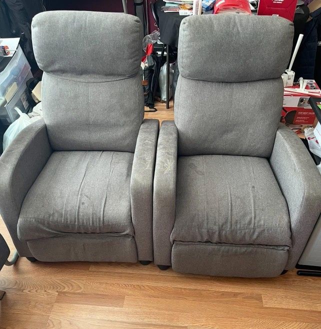 Free 2 Chairs