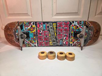 Krooked Dan Drehobl skateboard Ricta Clouds wheels no bearings thunder trucks