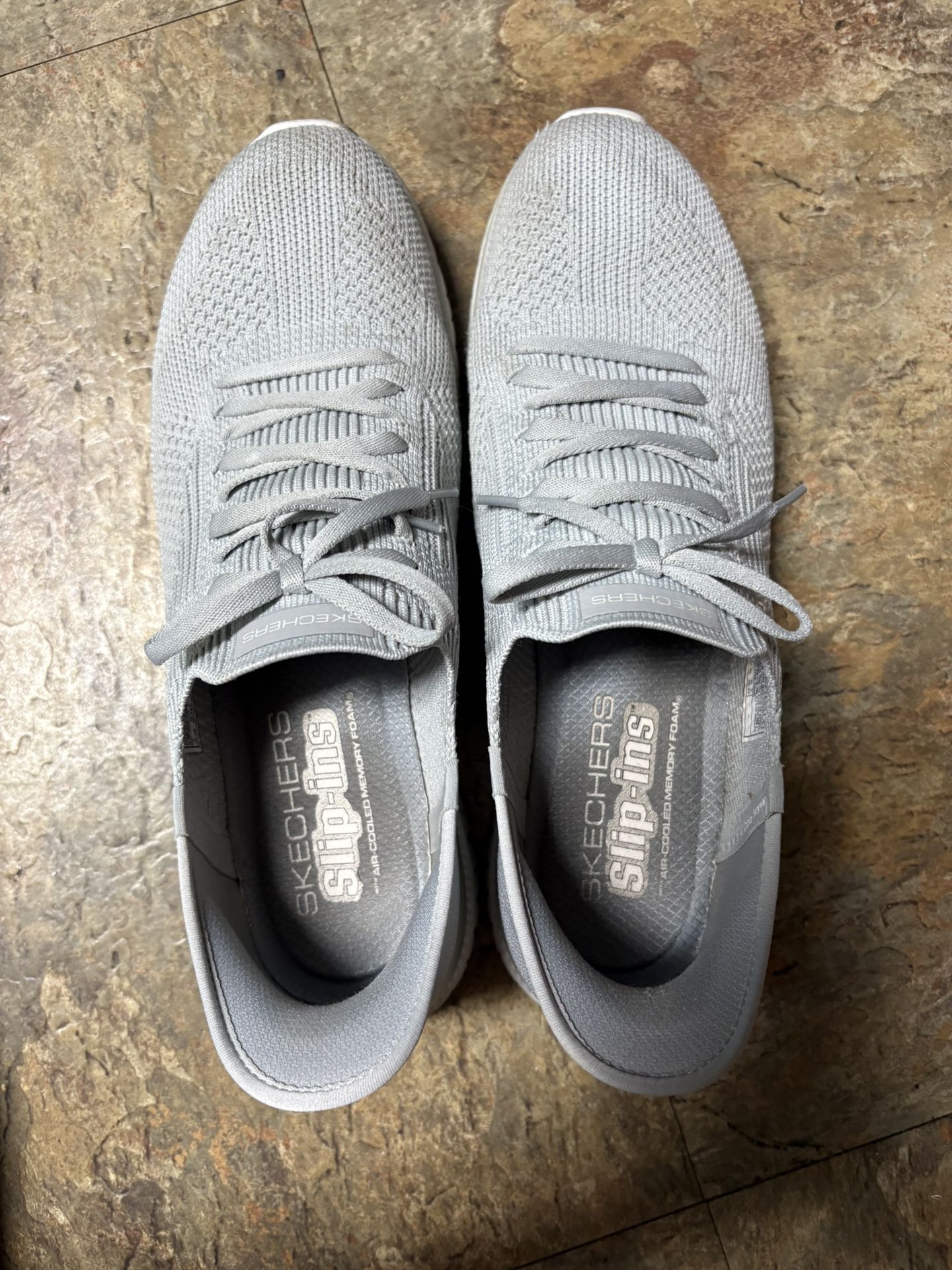 women’s slip on sketchers