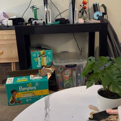 Desk For Free ( ONLY DESK)