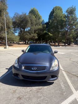 2012 Infiniti G37
