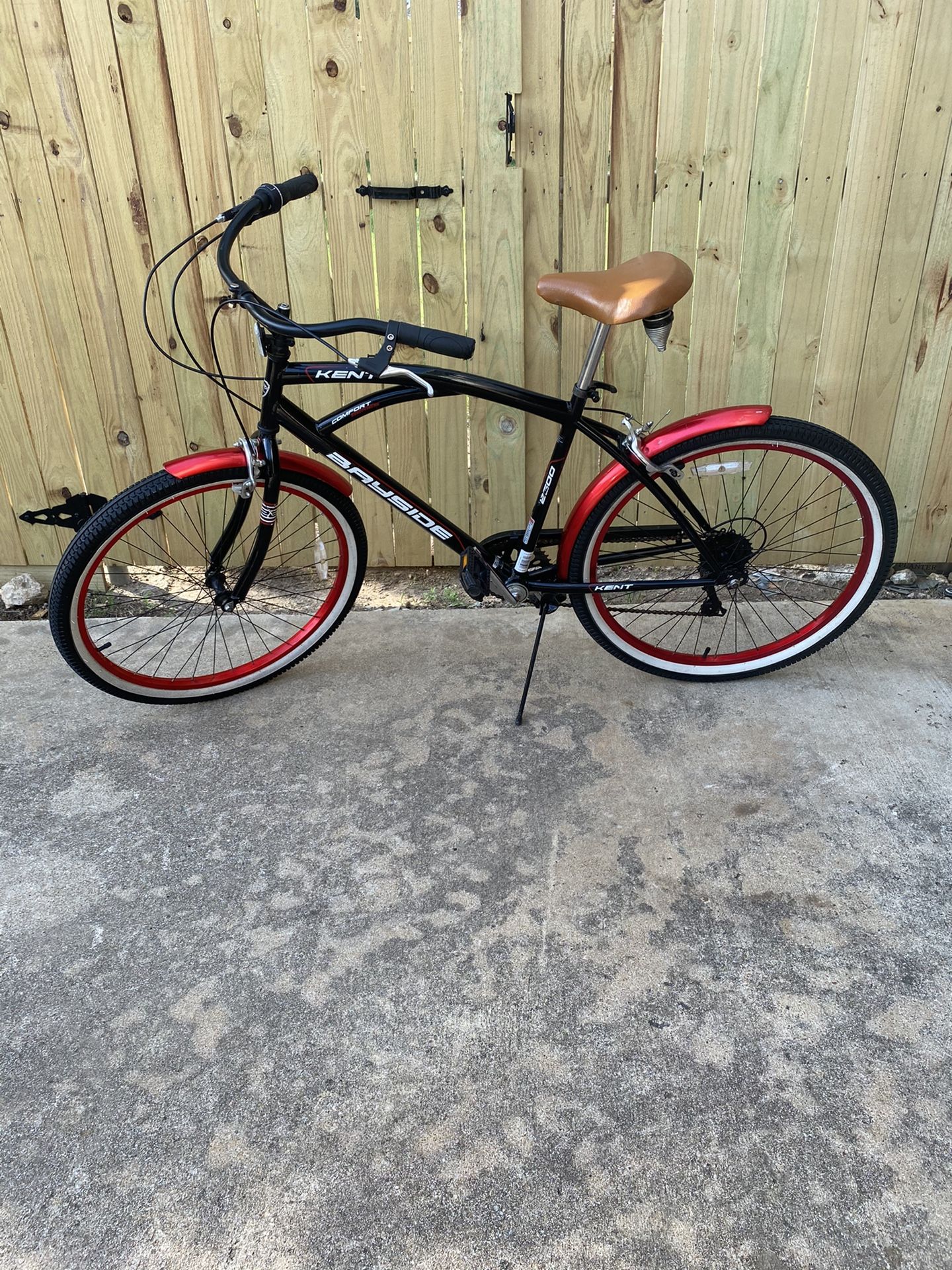 Men’s Bike/ bicycle, Kent bayside cruiser, 26 in