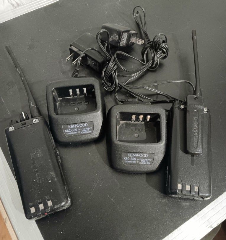 Kenwood 2 WAY Radios