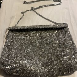 Purse pretty beaded heavy