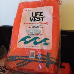 Live Vest For The Water 