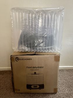 Food dehydrator