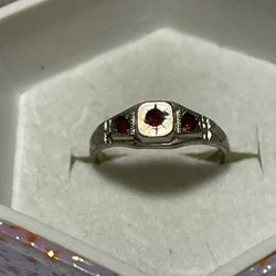 50% PRICE REDUCTION!!!!! June Birthday Holiday Antique Vintage silver? “MADE IN USA  UNCAS” three red gems baby ring