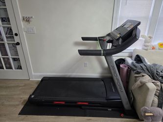 Full Size Treadmill Pro-Forum
