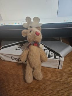 Rudolph The Red Nosed Reindeer Shelf Sitter 