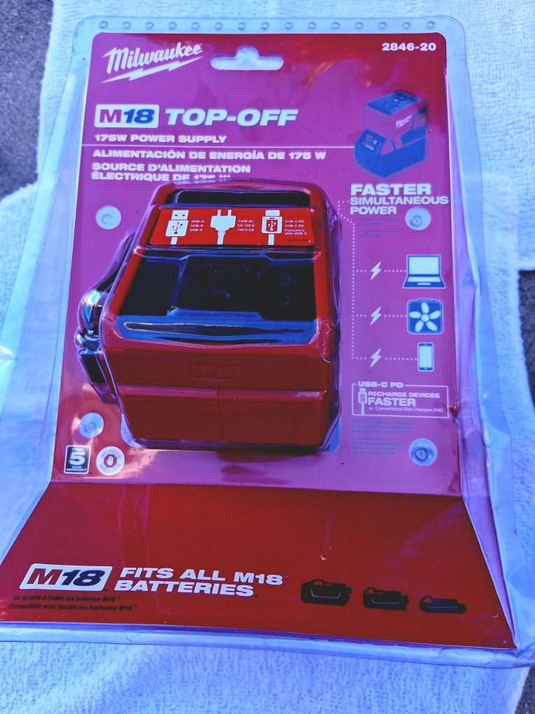 Milwaukee 175 Watt Power Inverter