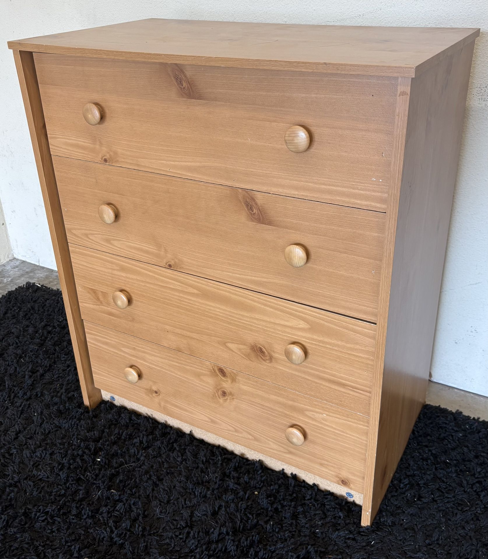 Small Chess of 4 Drawers *Like New* *Delivery Available*