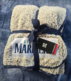New Seattle Mariners fleece blanket