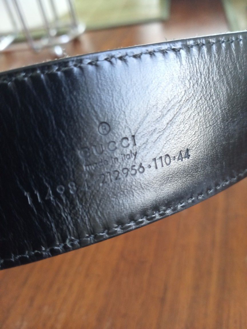 Gucci An Louis Vuitton Belt With Some