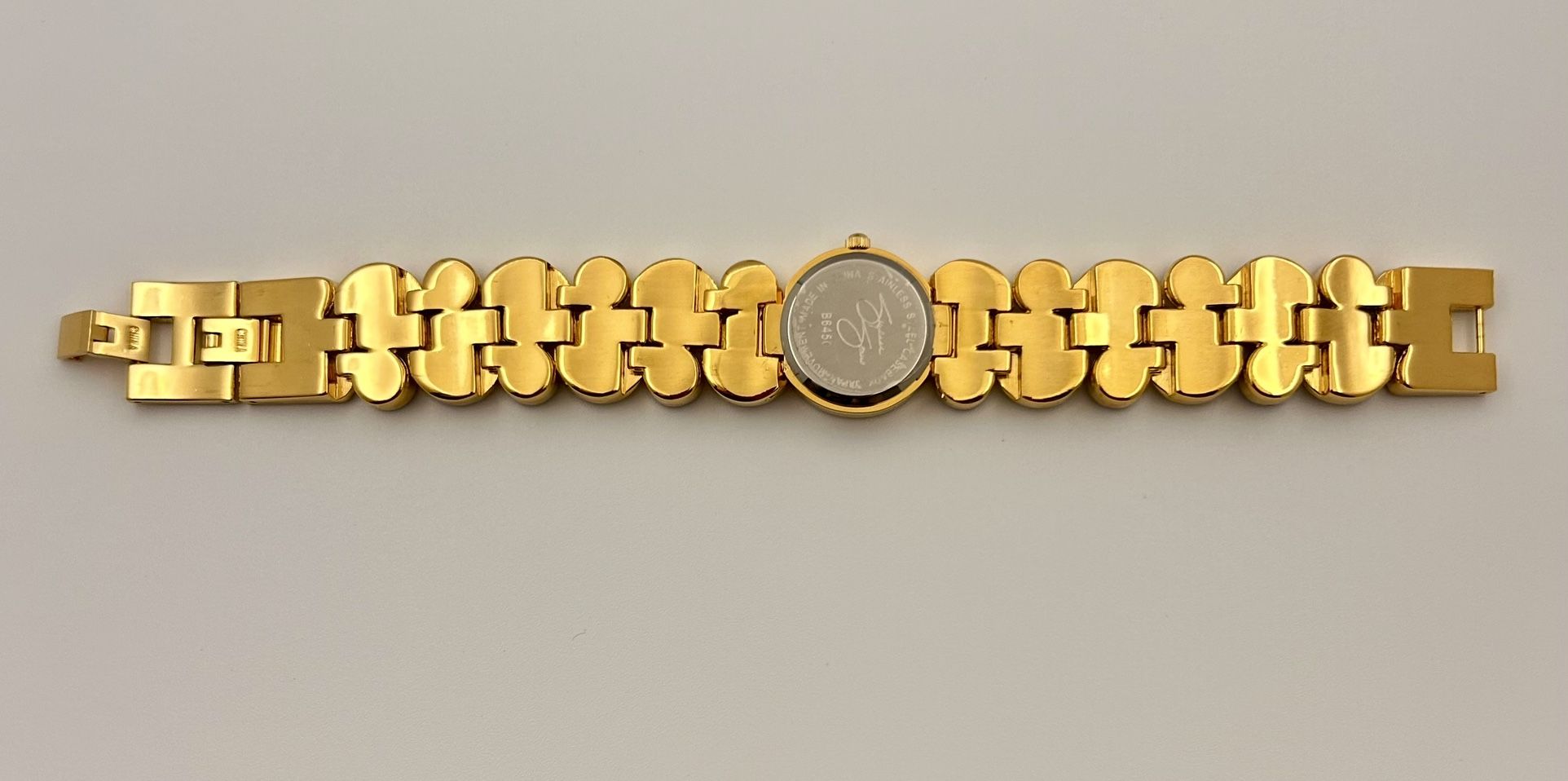 Suzanne Somers watch gold tone, 22mm size case, 7in size wrist bracelet. Vintage Suzanne Somers Rhinestone Watch gold tone, 22mm size  main image 3