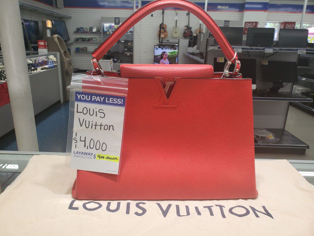 Louis Vuitton Capucines Purse