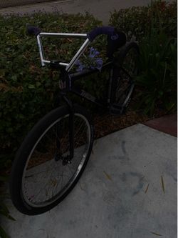 Throne black oil 29er $550