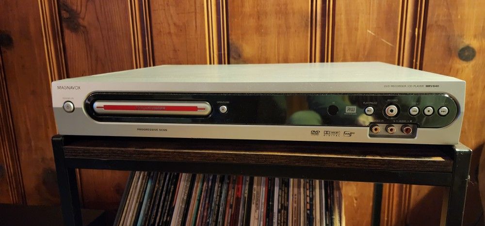Magnavox MRV640 DVD Plaver-recorder