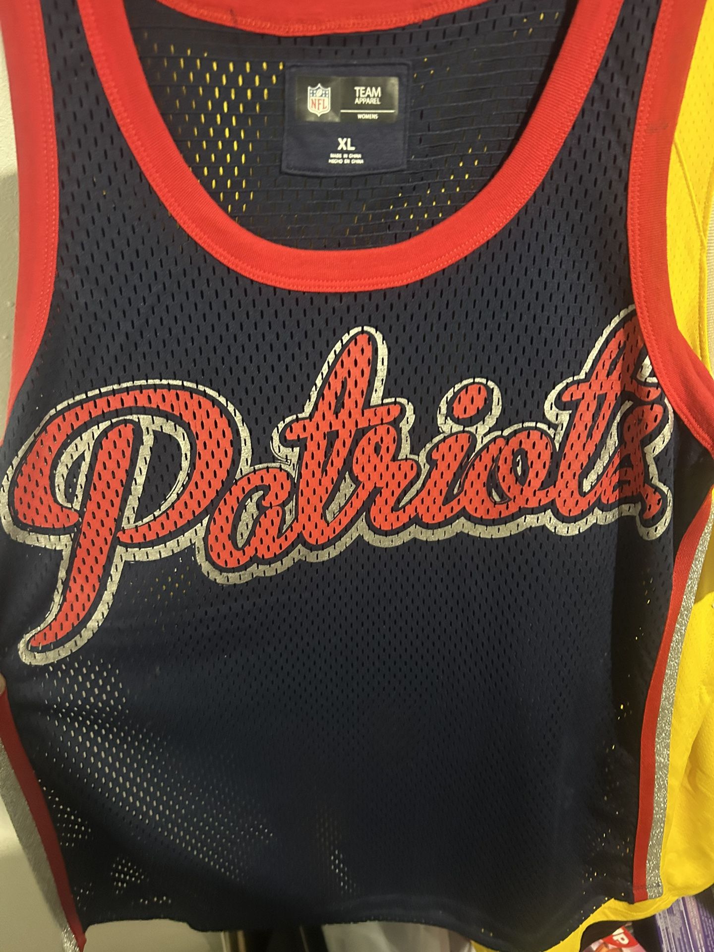 Patriots Women’s Jersey Mesh Size Xl